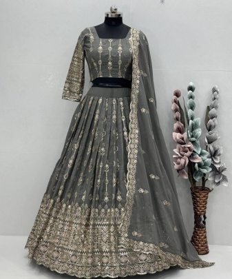 Bridal Wear Heavy Star Georgette Embroidered Sequence Work Lehengas Choli