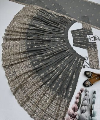 Bridal Wear Heavy Star Georgette Embroidered Sequence Work Lehengas Choli