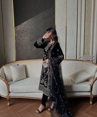 Designer Heavy Natural Creap Embroidered Sequence Work With Fancy Top pent Dupatta Set