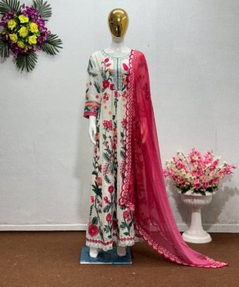 Designer Party Wear Fancy Pakishtani Work Suit