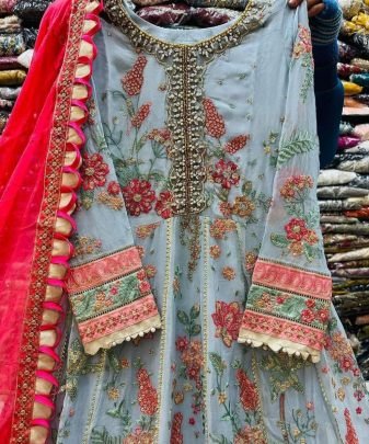 Designer Party Wear Fancy Pakishtani Work Suit