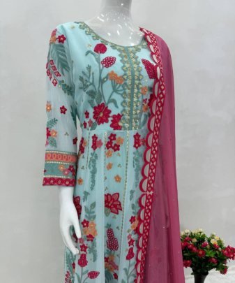 Designer Party Wear Fancy Pakishtani Work Suit