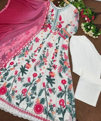 Designer Party Wear Fancy Pakishtani Work Suit