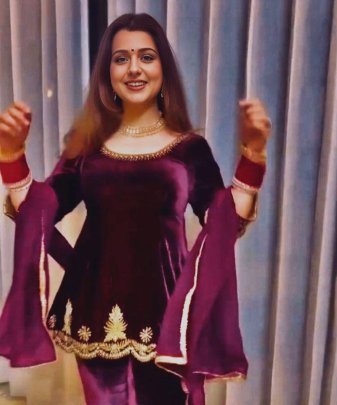 Designer Party Wear Heavy Viscose Velvet Suit Set