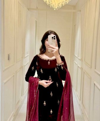 Designer Wear Heavy Viscose Velvet Top With Heavy Work Plazzo