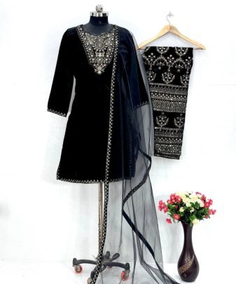 Designer Wear Heavy Viscose Velvet Top With Heavy Work Plazzo