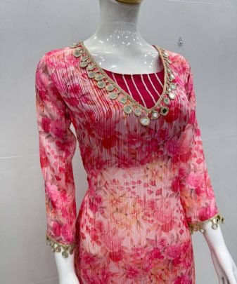 Lunching New Party Wear Blouse Suit Set
